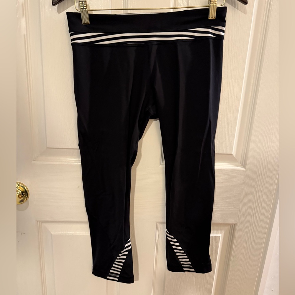 Lululemon Run Inspire Crop size 8